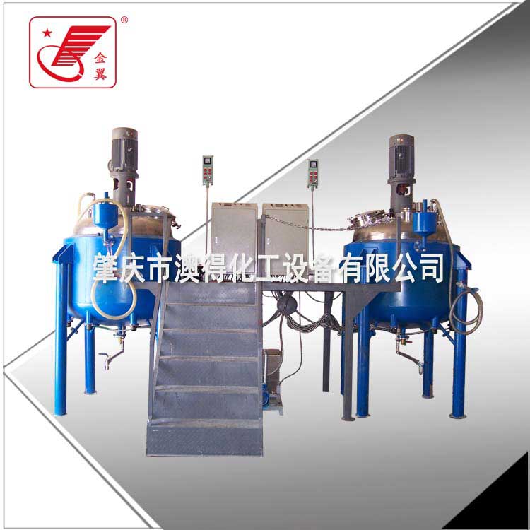 1000L不鏽鋼電加熱(rè)反應釜