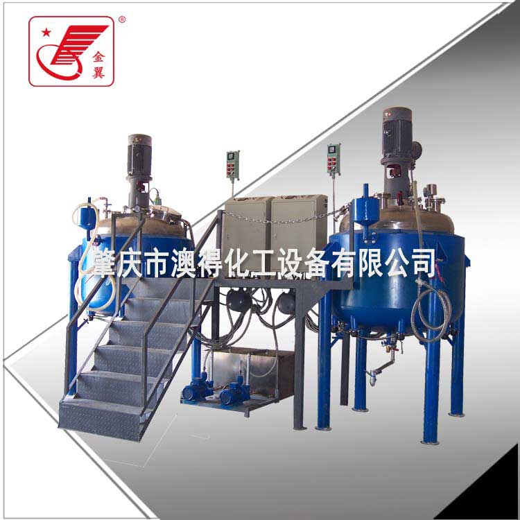 1000L不鏽(xiù)鋼電加熱反(fan)應釜